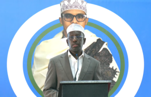 Sheekh Shariif oo Duubabka Dhaqanka ugu Baaqay inay xal ka gaaraan Khilaafka Siyaasadeed ee Dalka