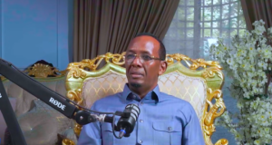 Sanbalooshe: “Go’aan la’aan ayaa hareysay xukunka madaxxweyne Xasan Sheikh Maxamuud”