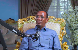 Sanbalooshe: “Go’aan la’aan ayaa hareysay xukunka madaxxweyne Xasan Sheikh Maxamuud”