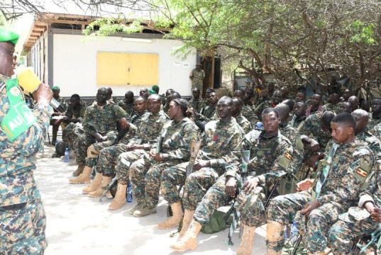 Uganda oo Soomaaliya keentay ciidamo baddelaya kuwii horay dalka ka joogay