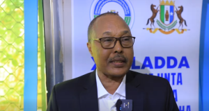 Puntland oo si adag u dhaliishay qorshaha dowladda federaalka ee hirgelinta doorasho qof iyo cod ah