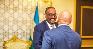 Maamulka Puntland oo sheegay in ay Mareykanka kala hadleen ka faa’iideysiga Kheyraadka sida Shidaalka+Sawirro