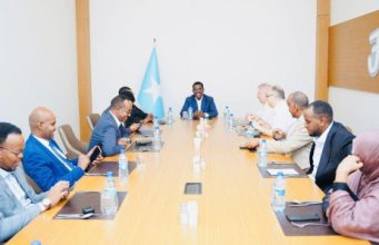 Ruushka oo Gargaar Cunto usoo Diraya Soomaaliya iyadoo ay sii xumaaneyso xaaladda bani’aadantinimo