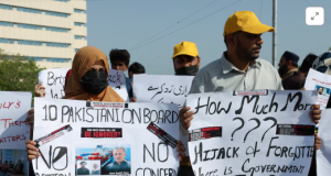 Pakistan: Ehellada Shaqaalaha Markab lagu afduubtay Soomaaliya oo Bannaanbax dhigay