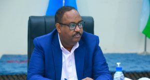 Deni oo Garoowe ka billaabay kulamo looga hadlayo culayska siyaasadeed uu ka dareemay ciidanka Federaalka