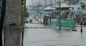 Roob saacado ka da’ayay Muqdisho oo hakad weyn geliyay isu socodka gaadiidka iyo dhaqdhaqaaqa guud