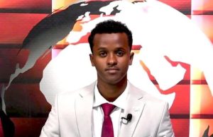 Ciidanka Booliiska Muqdisho oo xiray wariye lagu eedeeyay aflagaadeynta garsoorka