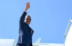 Xasan Sheekh Maxamuud oo safar aan hore loo shaacin ugu ambabaxay dalka Kenya