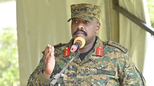 Taliyaha Ciidanka Uganda oo ku baaqay in Ciidanka AUSSOM sii joogaan Soomaaliya