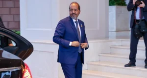 Xasan Sheekh Maxamuud oo Uganda uga qaybgalaya Shirka looga hadlayo Mustaqbal AUSSOM