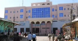 AUSSOM oo Baydhabo ka sheegtay caqabado la xiriira baaritaanka dadka iyo gaadiidka garoonka