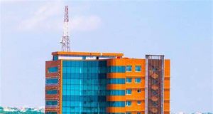 EVC Plus oo Cilad Weyn la Kulmay, Soomaali Badanna Ay Ku Adkaatay Adeegsiga Lacagtooda