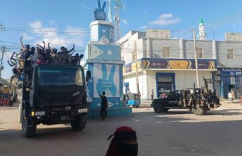 Puntland oo Galmudug ku wareejisay ciidamadii iyo gaadiidkii lagu qabtay Gaalkacyo