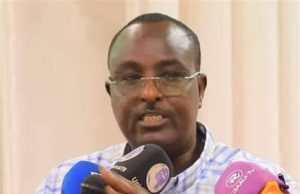 Tookiyo: Shacabka oo laga xiray xafiiskii ay ku bixinayeen lacagta dhulka