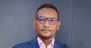 Wasiir Xasan Cabdi Maxamed oo weerar afka ah ku Xasan Sheekh xilli xiisadda Koonfur Galbeed ay sii xoogeysanayso