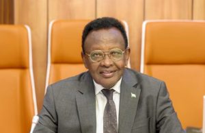 Wasiir Bashiir Goobe: “Doomo ayaa dhawaan lagu kala gudbi doonaa xaafadaha Muqdisho oo roobka Biya dhigeen”