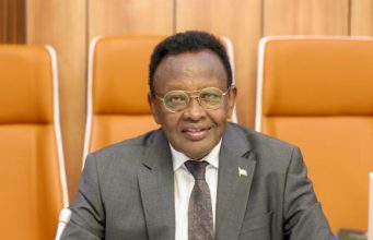 Wasiir Bashiir Goobe: “Doomo ayaa dhawaan lagu kala gudbi doonaa xaafadaha Muqdisho oo roobka Biya dhigeen”
