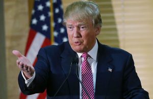 Trump oo hanjabaad culus u diray dadka xogaha sirta ah faafiya