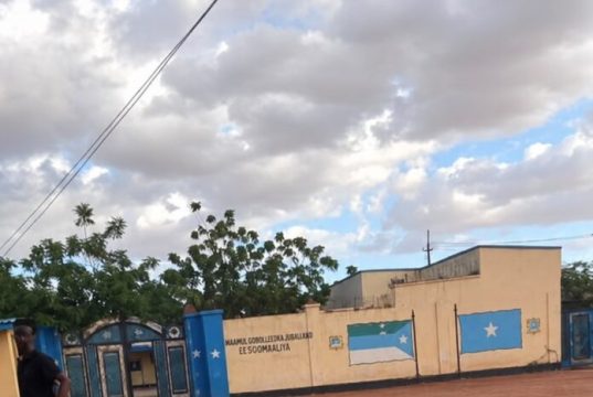 Jubaland oo la wareegtay xarumaha dowladda ee Beled-Xaawo
