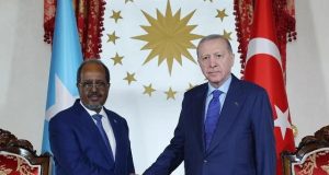 Soomaaliya iyo Turkiga oo xoojinaya iskaashiga amniga iyo sahminta shidaalka