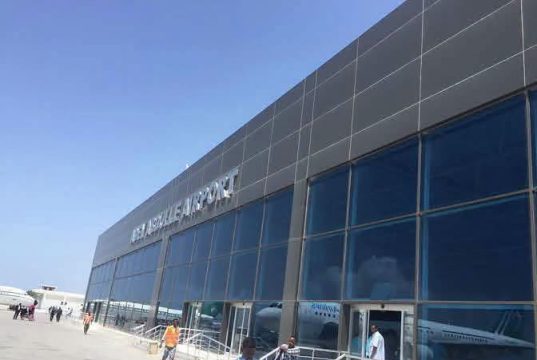 Qaboojiyeyaasha Garoonka Aadan Cadde oo la damiyay iyo cabashooyin cusub oo ka dhashay adeegyada garoonka
