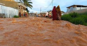 Qaramada Midoobay oo ka digtay in daadad laga cabsi qabo Soomaaliya ay barakicin karaan in ka badan 800,000 oo qof