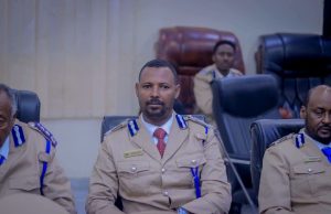 Puntland oo shaqada ka joojisay Taliyaha Booliska Mudug kaddib baxsashada maxaabiis burcad-badeed ah