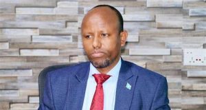 Wasiirka Caafimaadka oo Baarlamaanka looga su’aalay lacagaha isbitaallada iyo tayada adeegyada caafimaadka